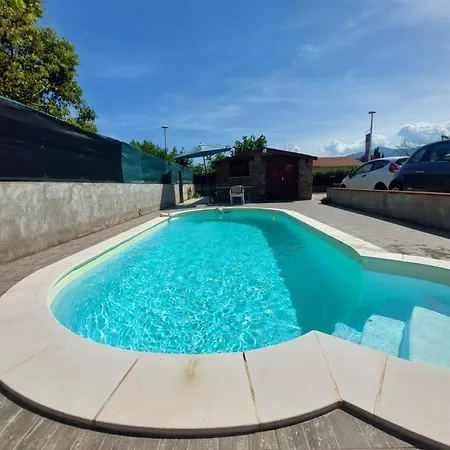 Proche Aeroport De Bastia Chalet